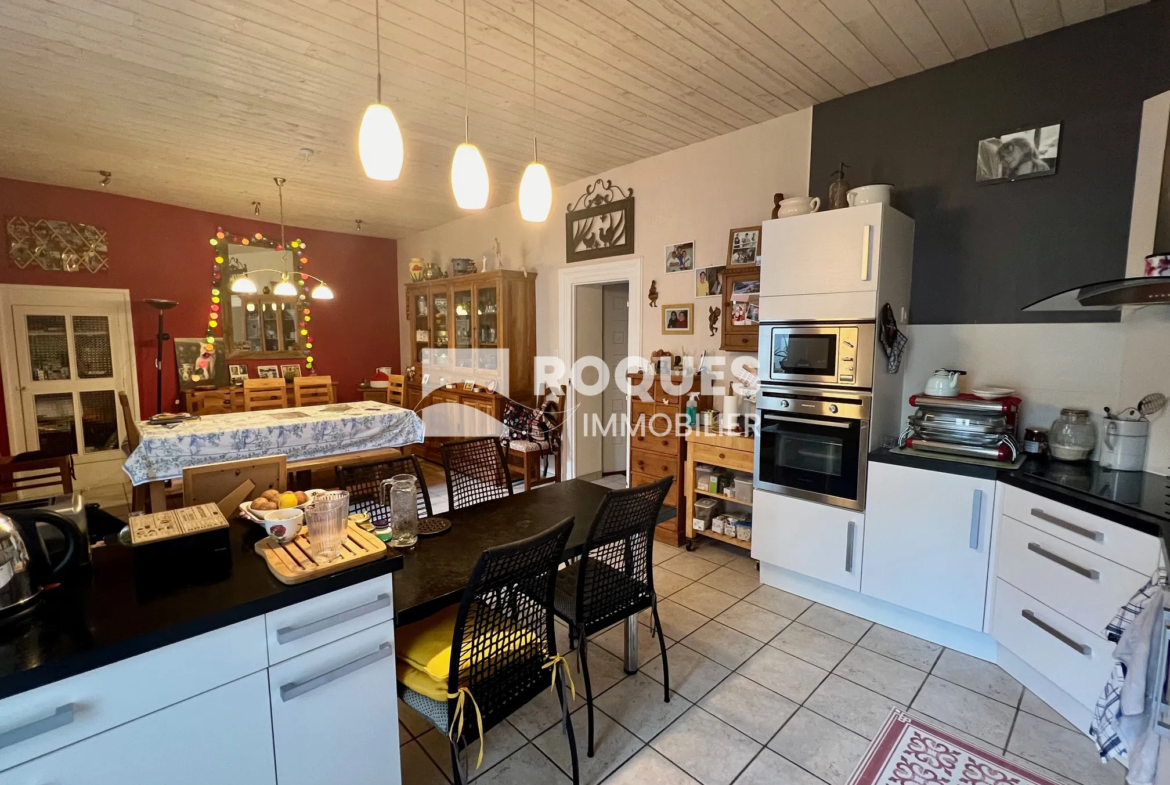 A vendre : Appartement T4 rénové à Millau avec terrasses 