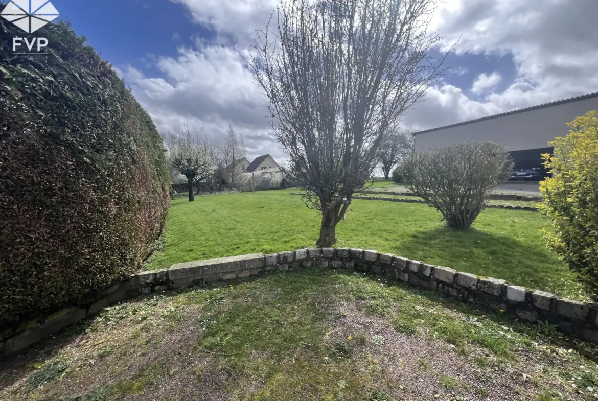 Maison à vendre à Fauville en Caux - 5 pièces avec dépendances 