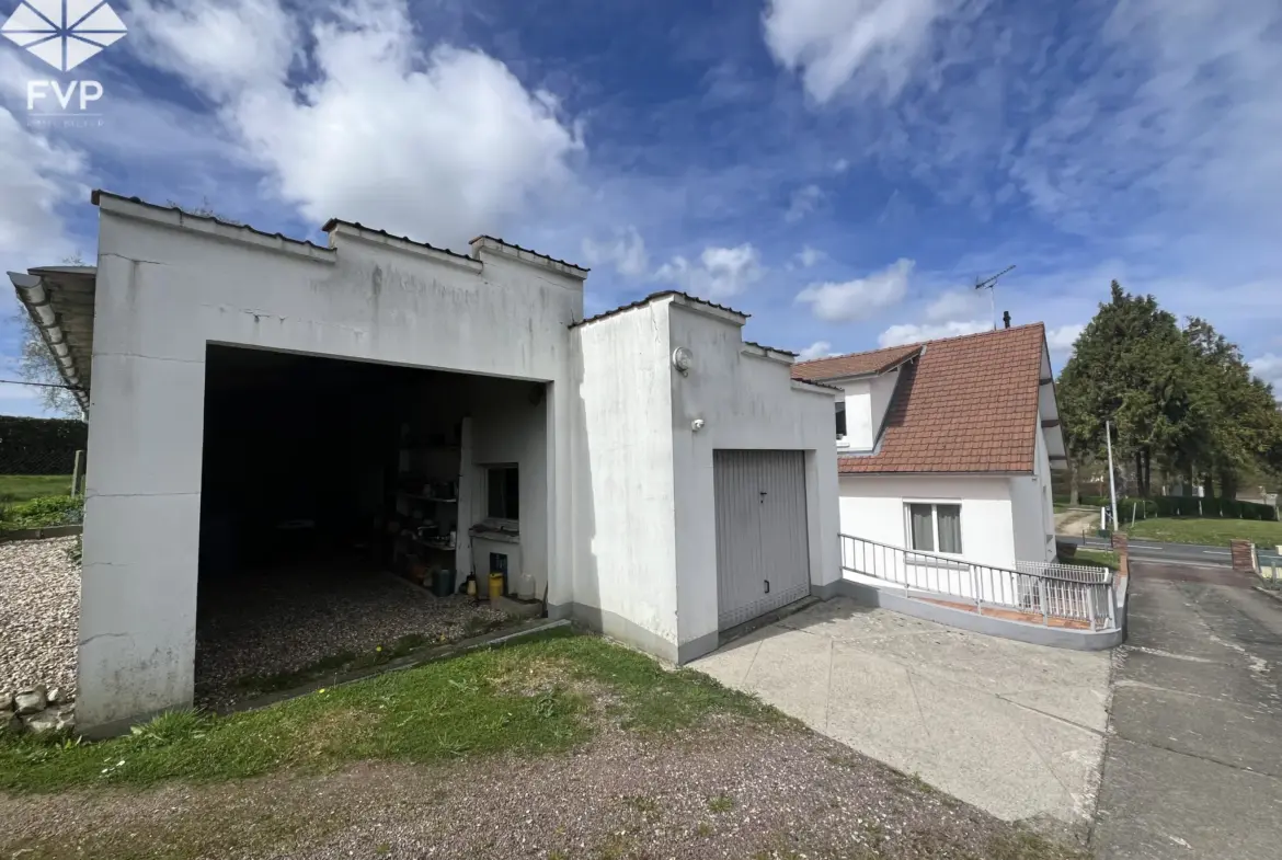 Maison à vendre à Fauville en Caux - 5 pièces avec dépendances 