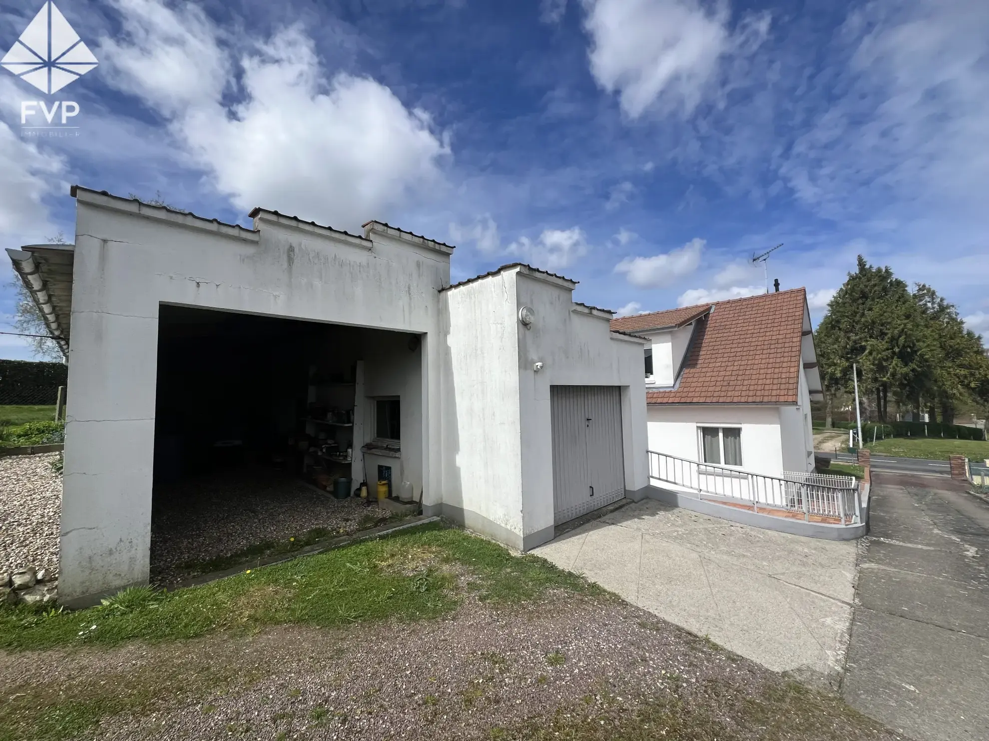 Maison à vendre à Fauville en Caux - 5 pièces avec dépendances 