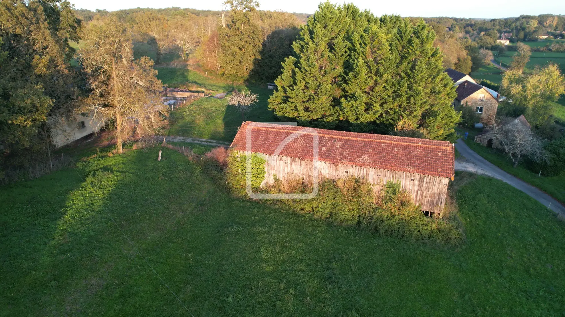 Vente d'un corps de ferme de 15 Ha à Gourdon 