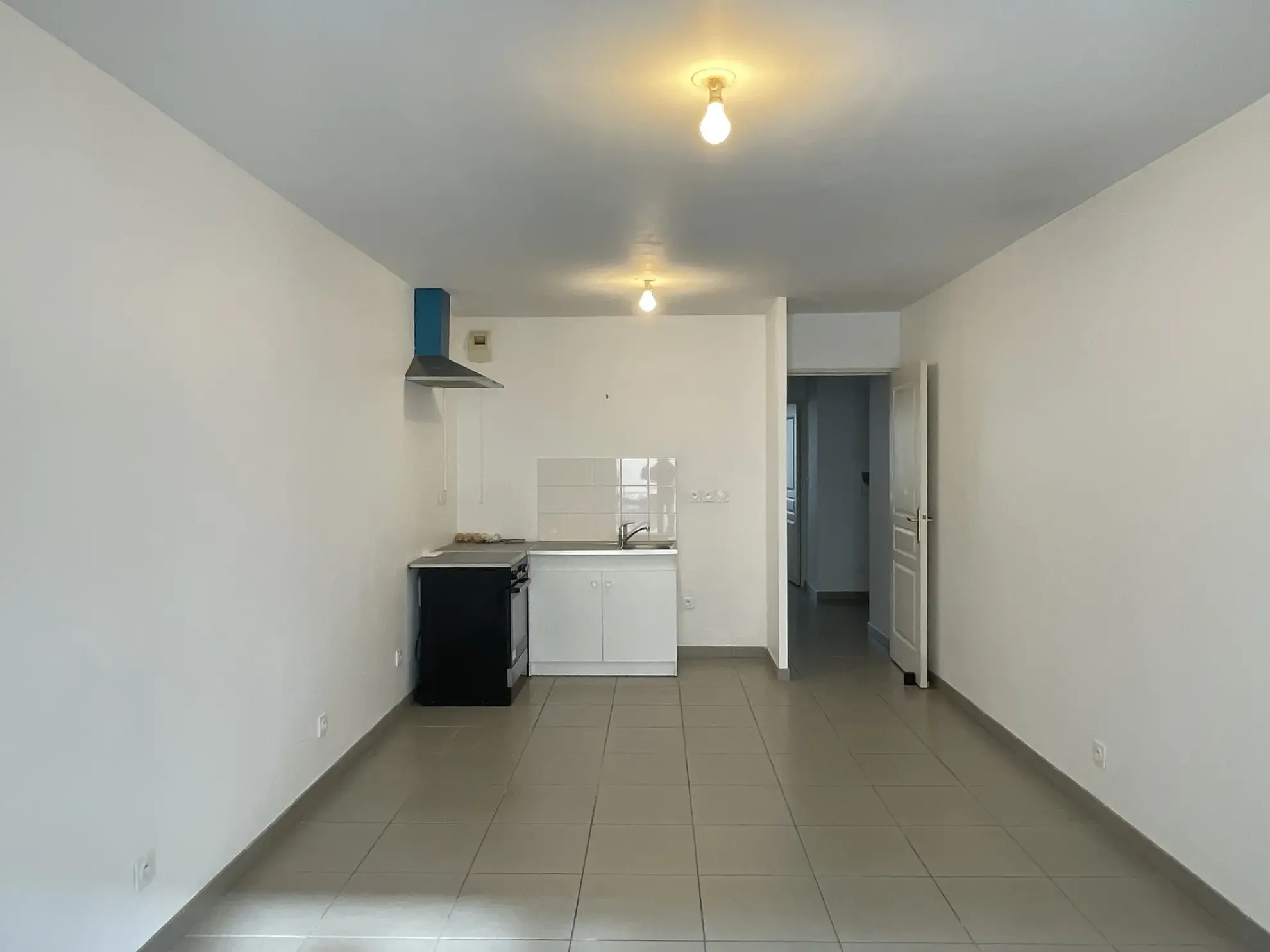 Appartement 2 pièces à vendre à Toulon avec parking 