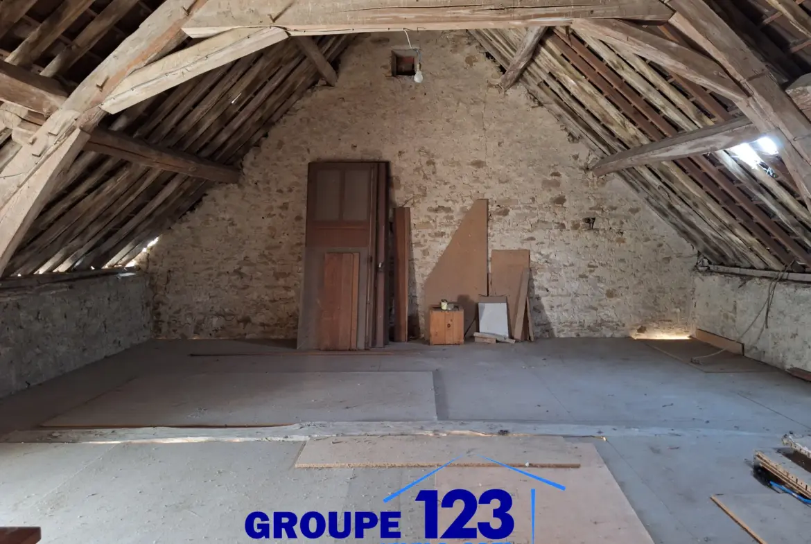 Maison ancienne à Hery, 20 min d'Auxerre - Fort potentiel d'aménagement 