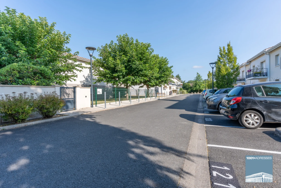 À vendre : Appartement lumineux de 41 m2 avec terrasse sud-ouest à Pessac 