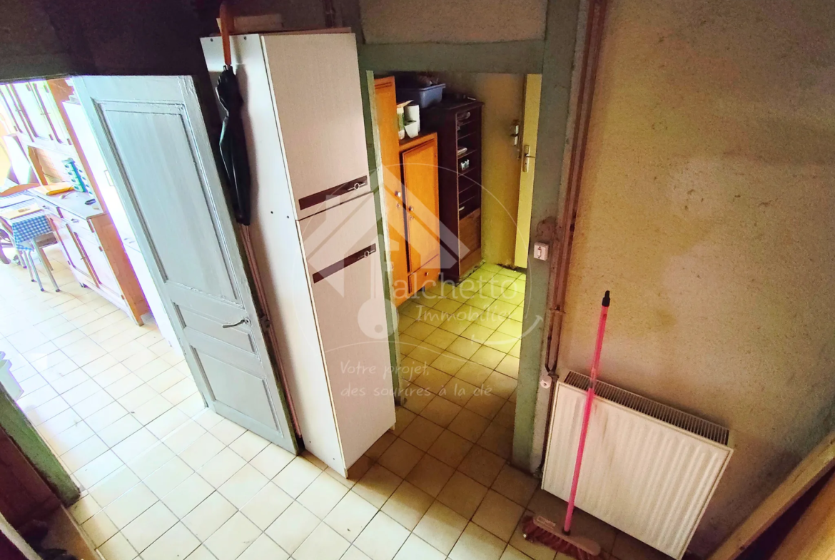 Maison 4 pièces avec terrain à Laprugne pour 49 500 euros 