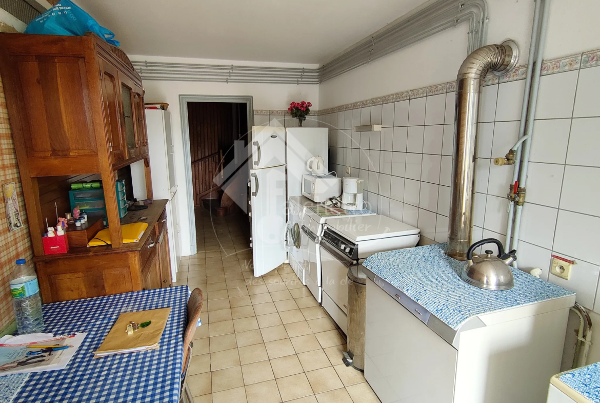 Maison 4 pièces avec terrain à Laprugne pour 49 500 euros 