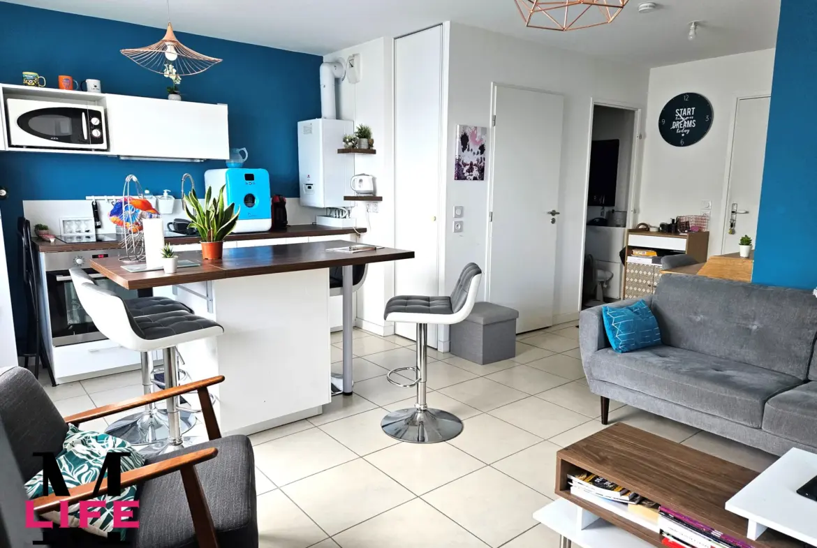 À vendre : Appartement T2 à Saint Priest, 43 m² - 179 000 € 