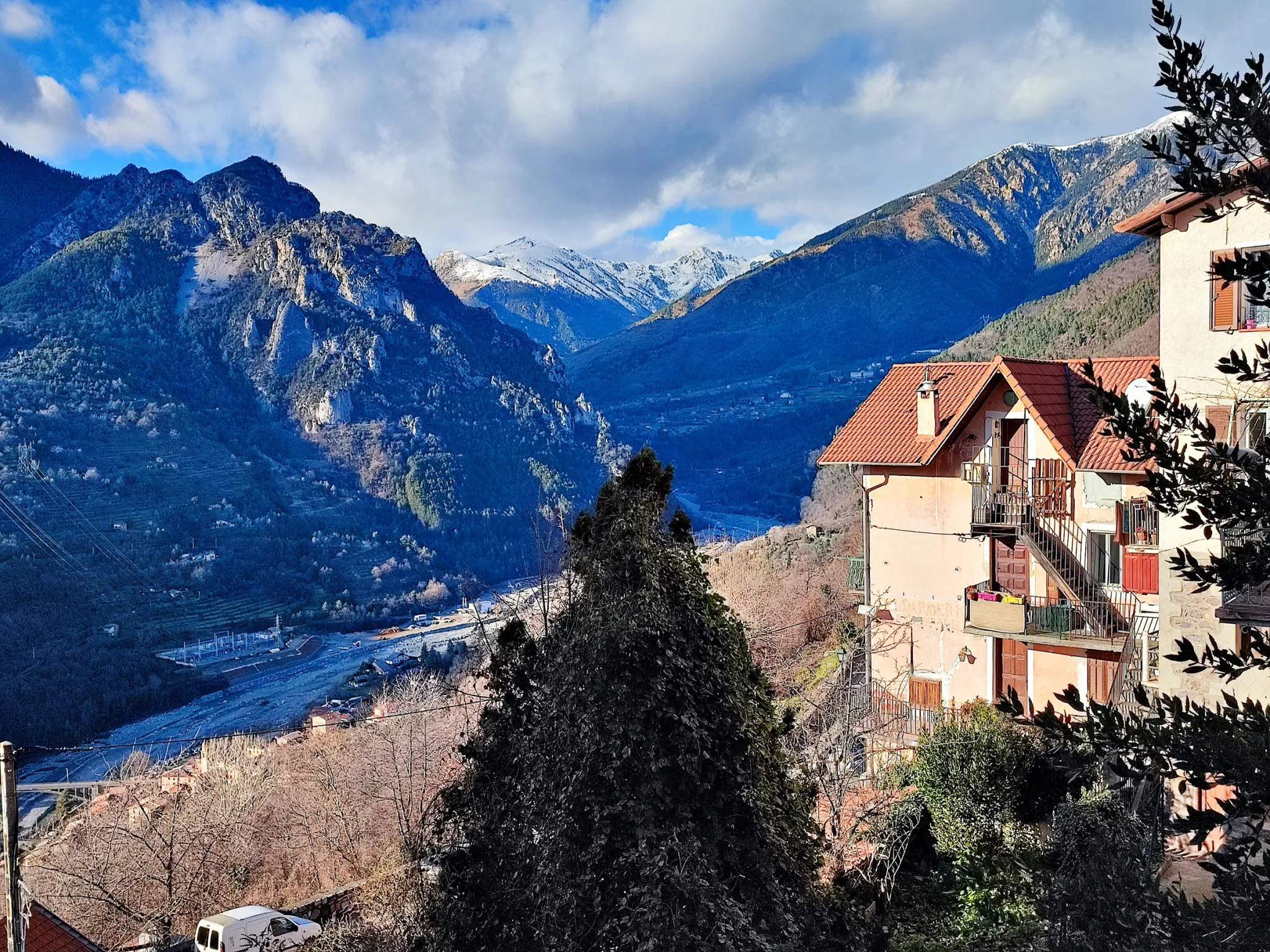 Appartement 3 pièces meublé avec terrasse à Belvédère 