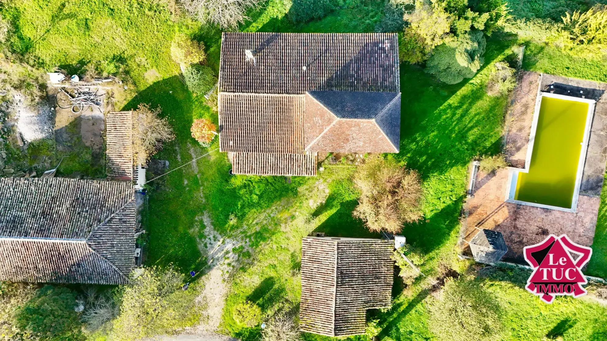 Propriété de campagne avec piscine à Monflanquin 