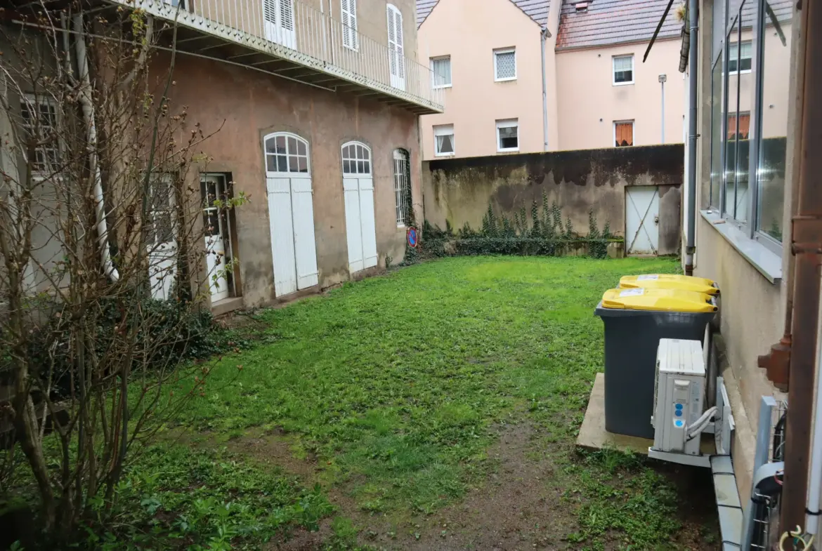 À vendre : Appartement spacieux de 160 m² à Autun 