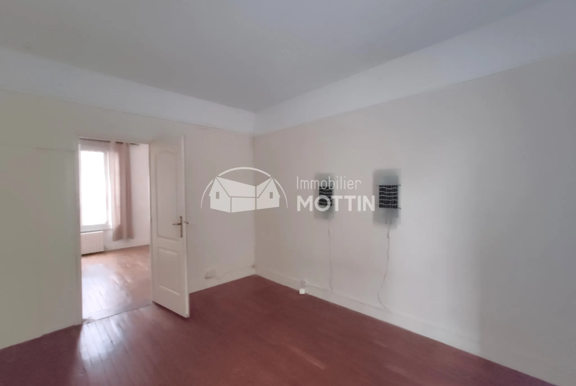 Appartement F2 à vendre à Vitry sur Seine - Centre/Gare 