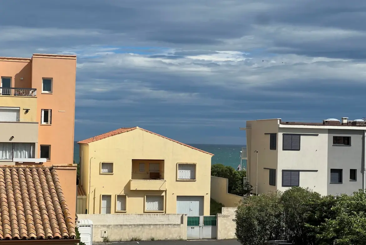 T2 Coin Cabine à Vendre au Cap d'Agde avec Piscine et Parking 