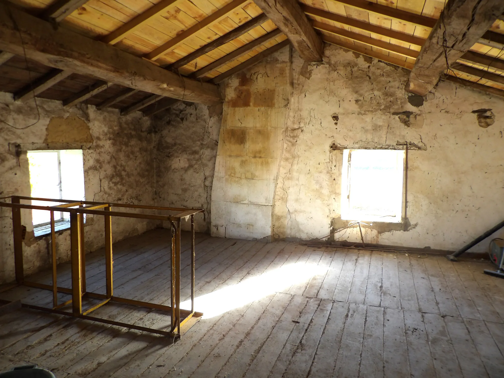 Maison charentaise à rénover à Saint-Savinien 