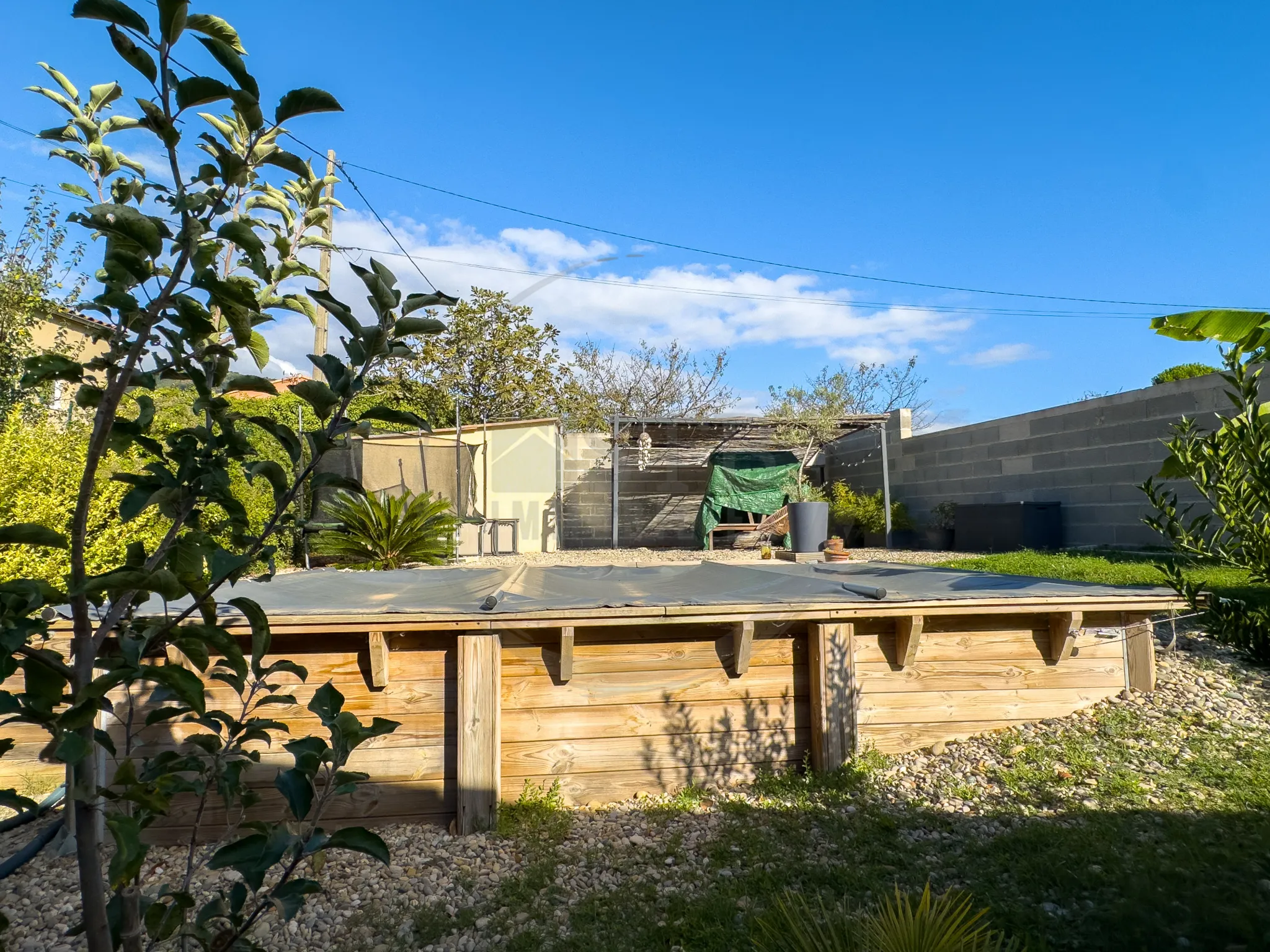 Maison de plain-pied de 77 m² avec piscine à Saint-Julien-en-Saint-Alban 