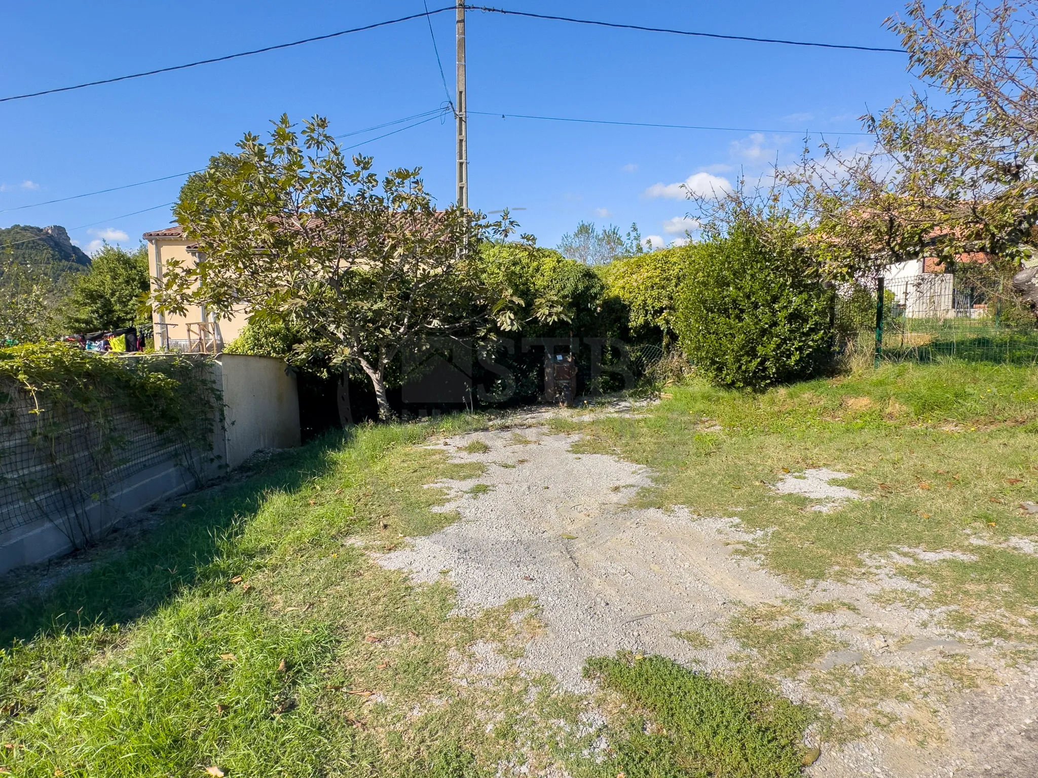 Maison de plain-pied de 77 m² avec piscine à Saint-Julien-en-Saint-Alban 