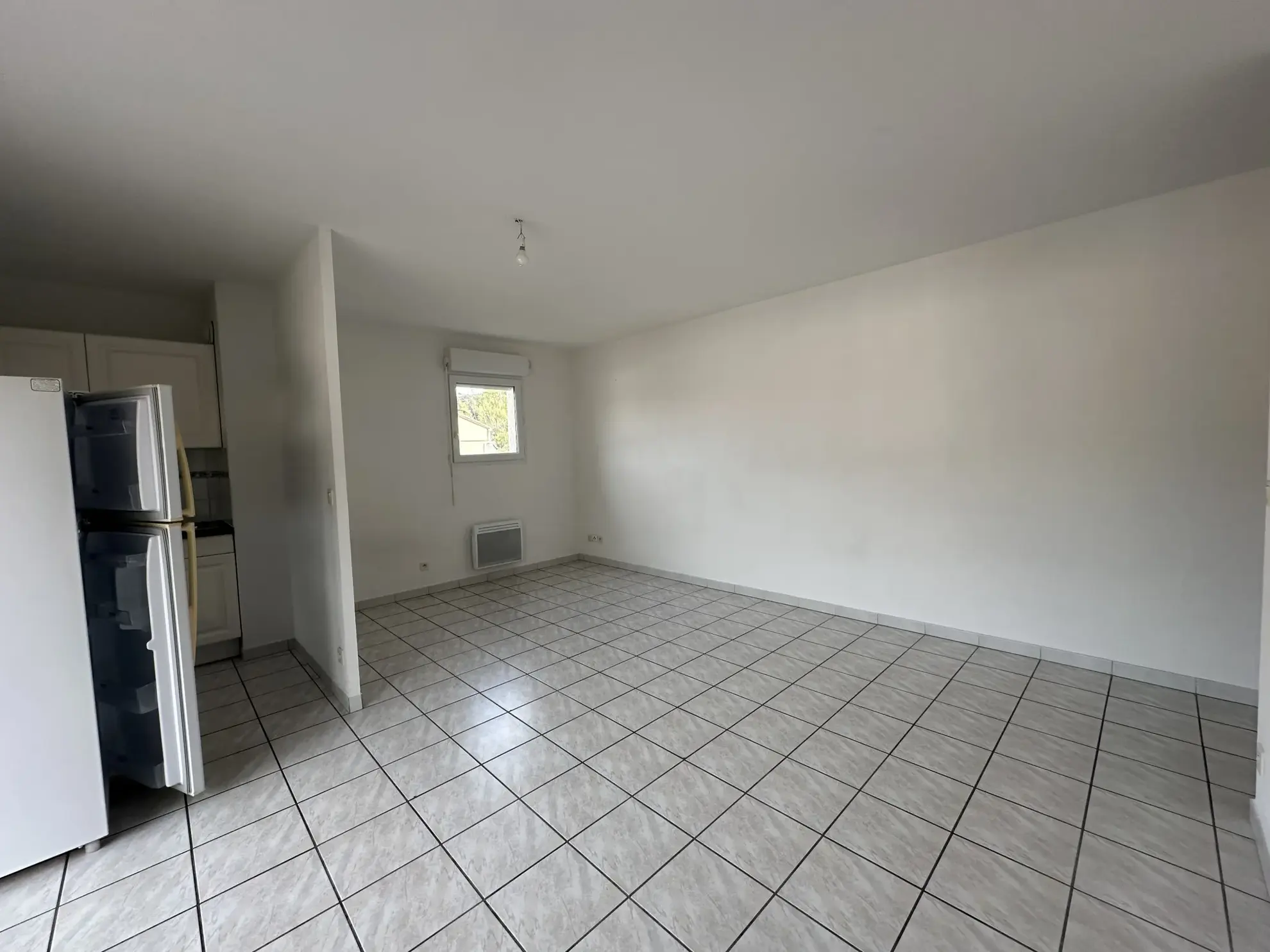 Appartement F2 à vendre à Amélie-les-Bains avec garage et vue 