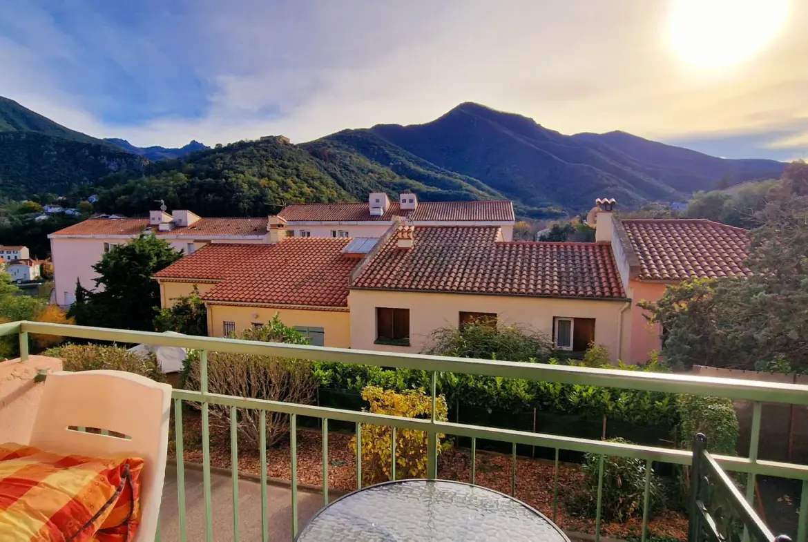 Grand appartement T2 avec balcon et garage à Amélie les Bains 