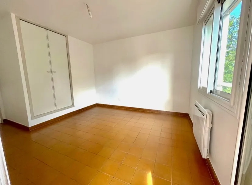 À vendre : Appartement T3 de 68 m2 à Six Fours Les Plages 