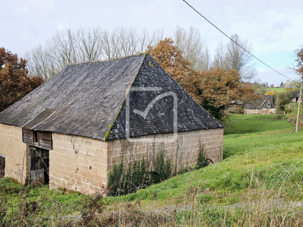 Vente d'un chai et d'une grange à Saint Cyr La Roche