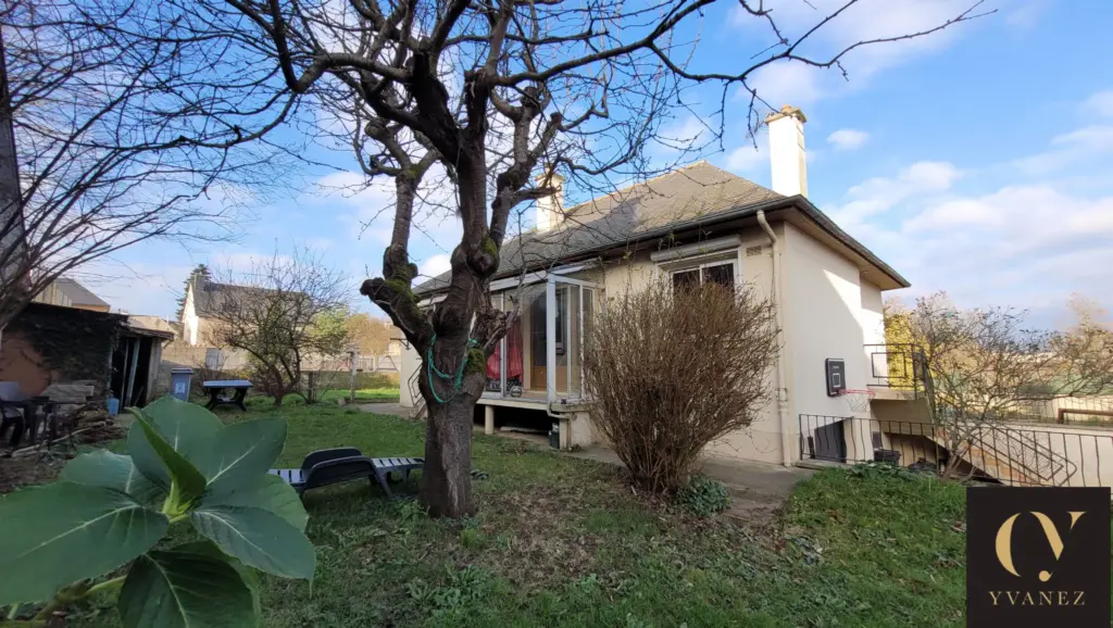 Maison à vendre à Domloup - 3 chambres et jardin