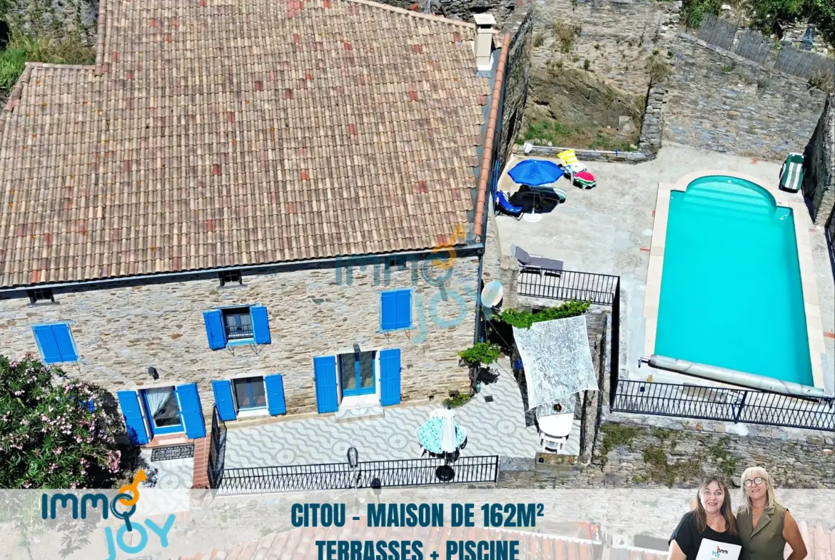 Maison de village en pierre avec piscine à Citou 