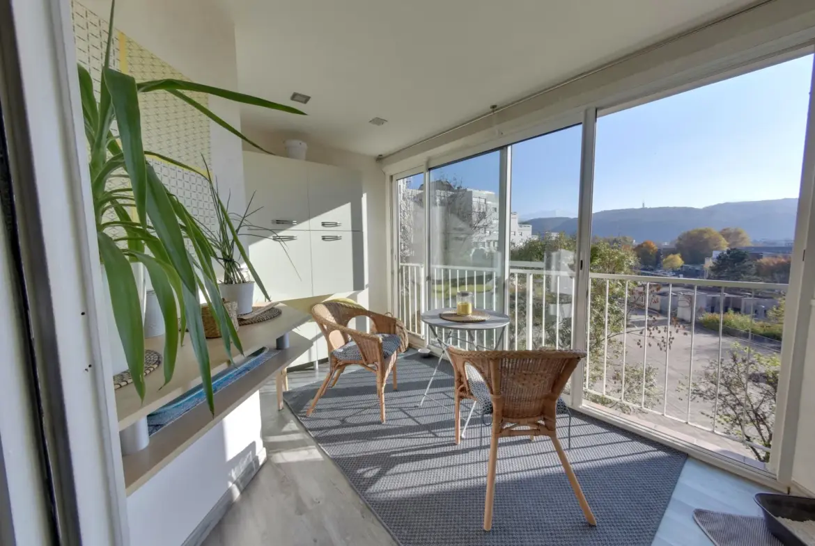 À vendre : Appartement T4 80 m² avec terrasse à Échirolles 