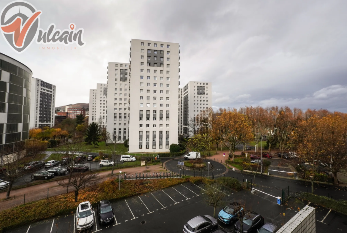 Appartement T3 spacieux avec balcon, garage et parking à Clermont-Ferrand 