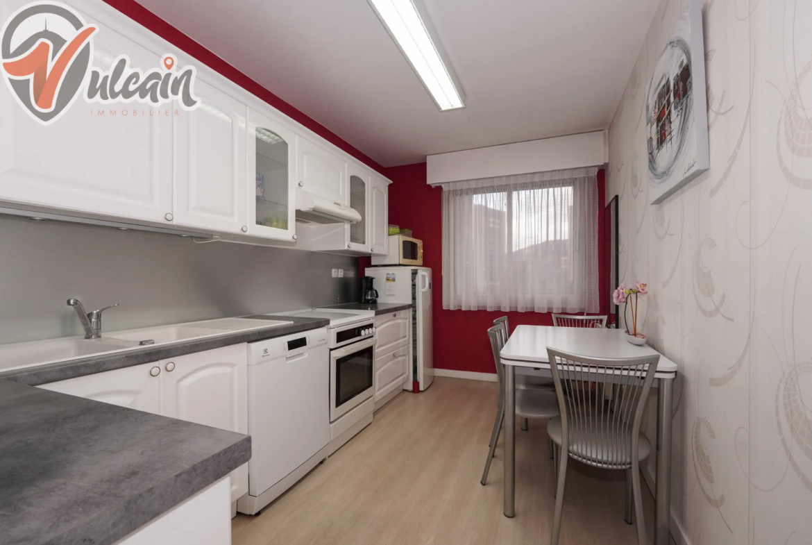 Appartement T3 spacieux avec balcon, garage et parking à Clermont-Ferrand 