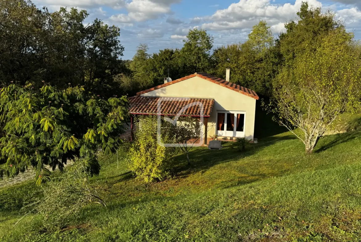 Pavillon Contemporain à Frayssinet avec Terrain Arboré 