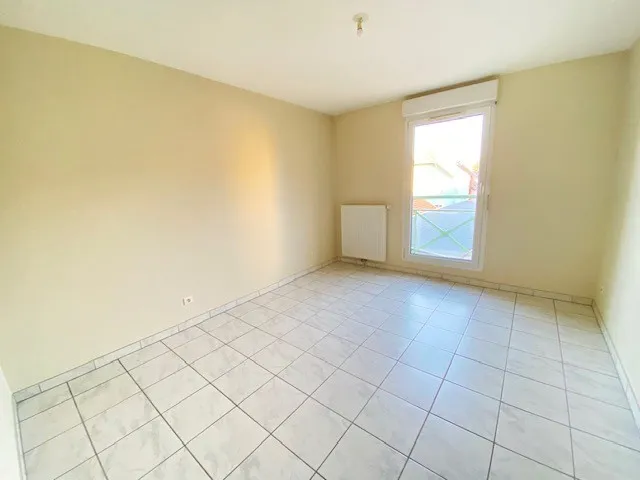 À vendre : Appartement T5 avec balcon et garage à Belfort 