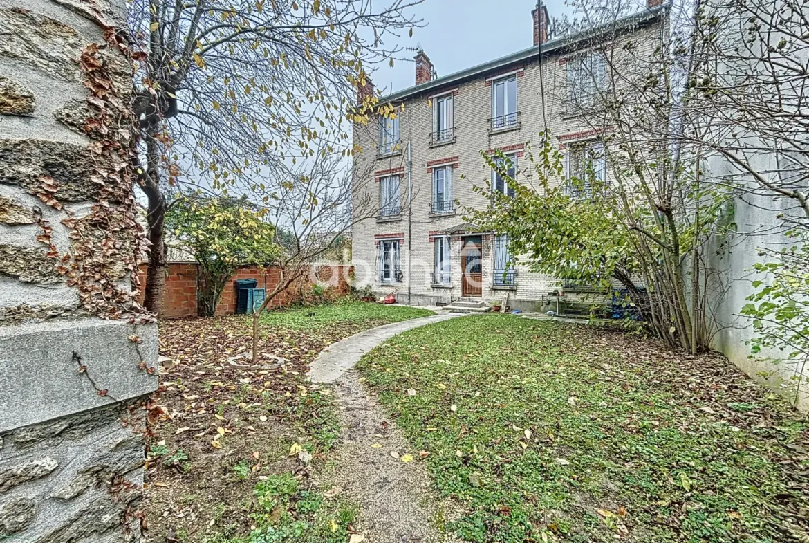 Appartement F3 lumineux à Choisy-le-Roi près du Tramway T9 