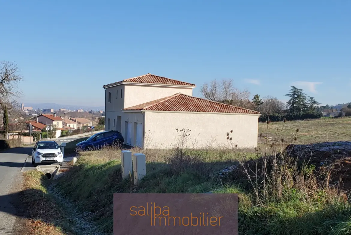 Terrain Viabilisé à Vendre proche Albi de 702 m² 