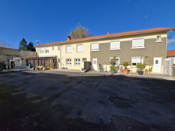 Ensemble immobilier avec 2 maisons à vendre à Vic-en-Bigorre