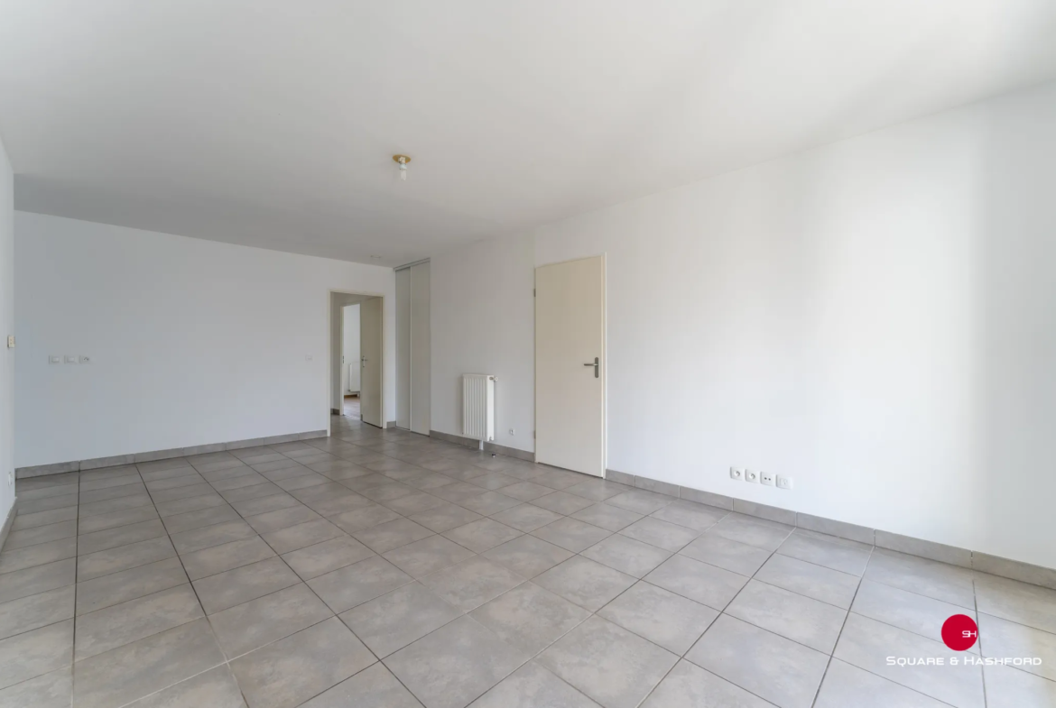 Appartement quatre pièces à Bordeaux Ginko avec terrasse et parking 