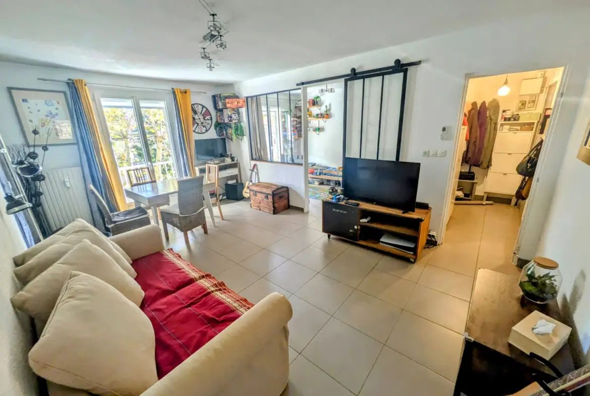 Appartement T3 rénové de 68 m² à Toulon Est avec commodités à pied 