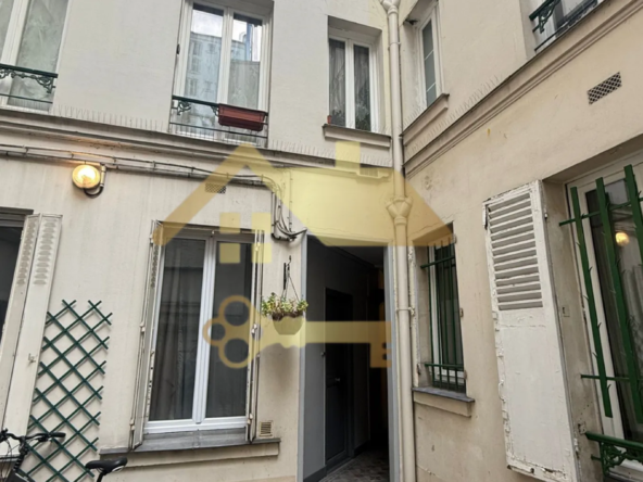 Studio à vendre à Paris - 26 m² avec cave