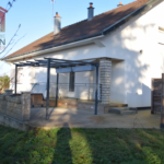 Maison rénovée avec jardin à Vieux-Charmont