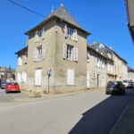 Maison de Village à Lubersac avec 2 Logements Indépendants