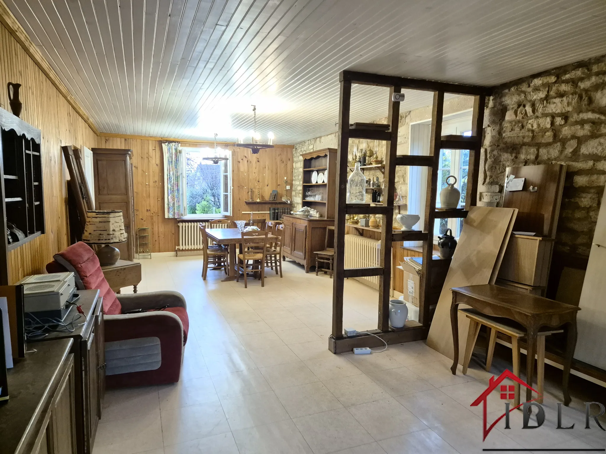 Maison de 180m2 à vendre à Saint-Dizier avec jardin 