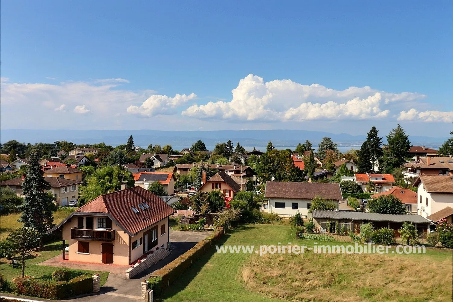 Appartement traversant de type 5 à Thonon les Bains avec vue lac 