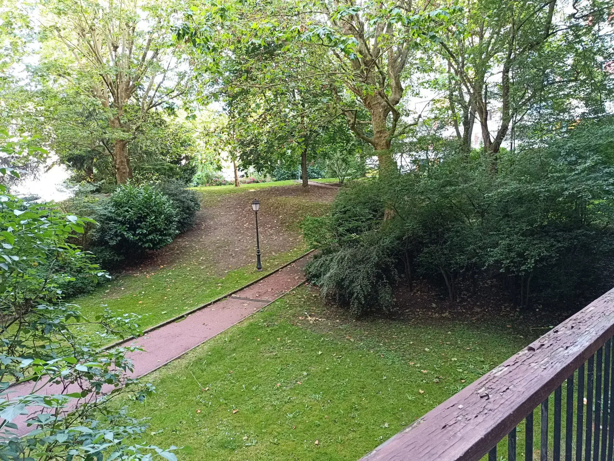 Appartement 5 pièces calme avec balcon à Fontenay-le-Fleury 