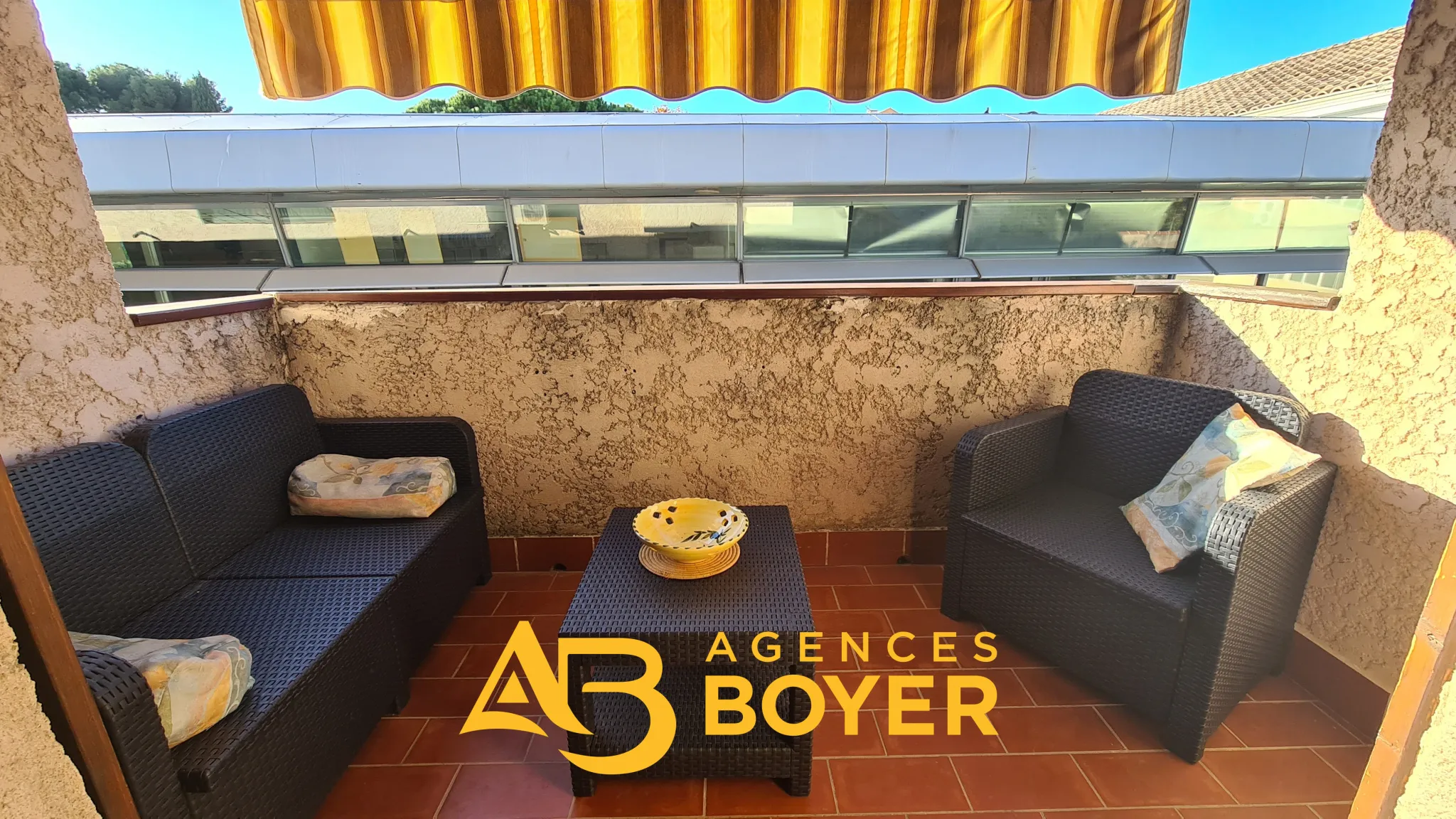 Duplex à vendre au cœur de Bandol avec terrasse 