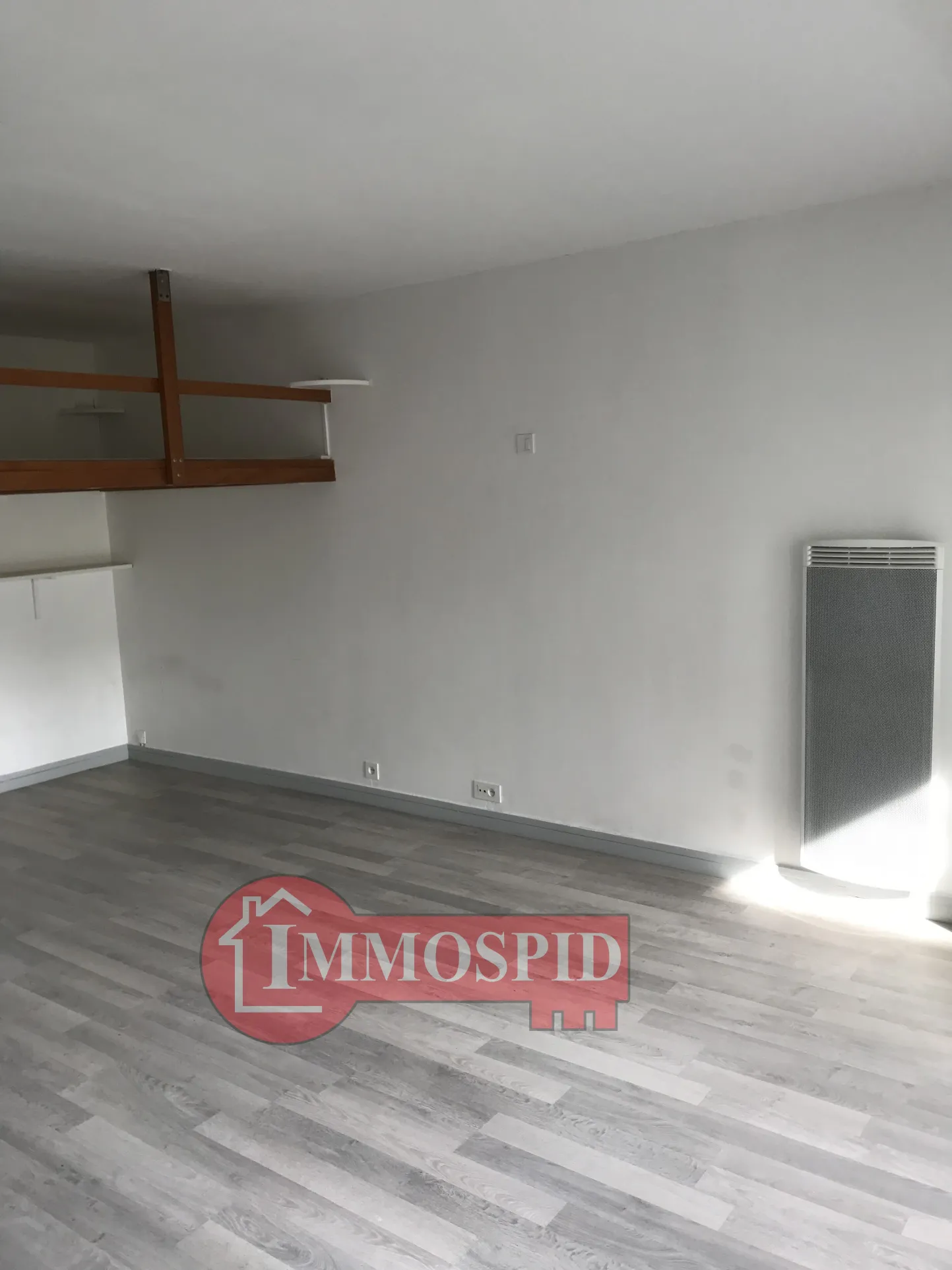 À vendre : Appartement F1 lumineux de 34,29 m2 avec balcon à Livry-Gargan 