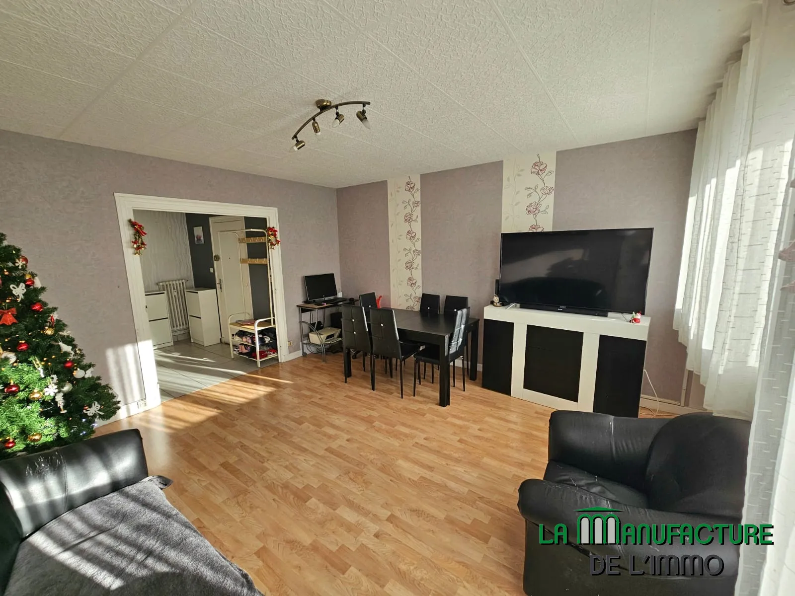 À vendre Appartement F3 traversant à Saint-Étienne avec deux balcons 