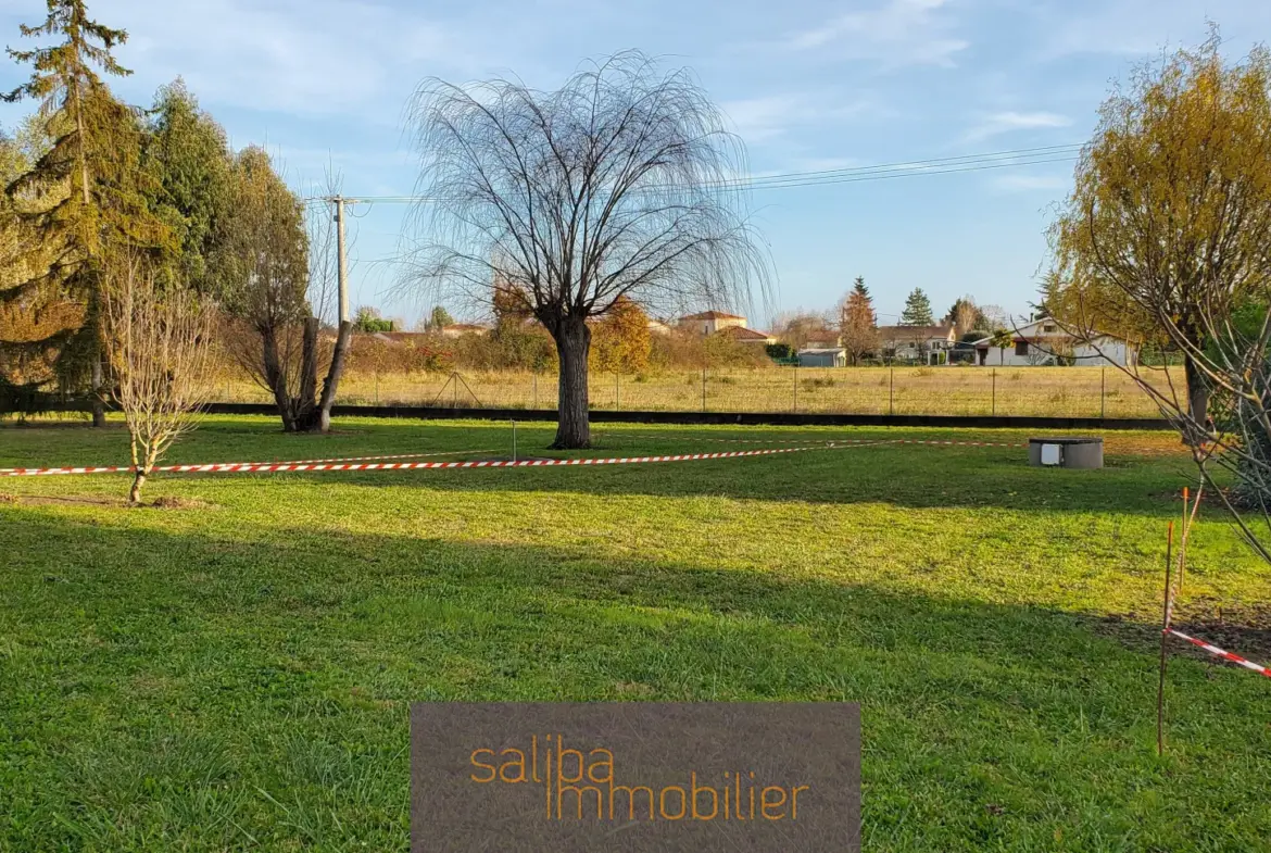 Terrain à bâtir de 1600 m² à Gaillac 