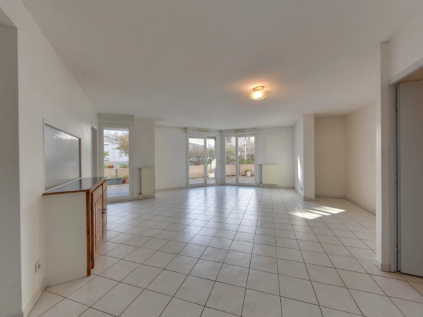 Vente appartement T5 avec terrasse de 120 m² à Échirolles