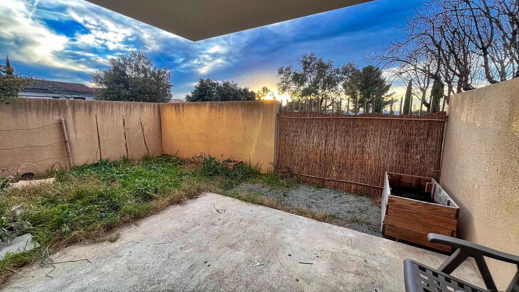 Charmant Appartement à Morières-lès-Avignon avec Jardin et Terrasse 