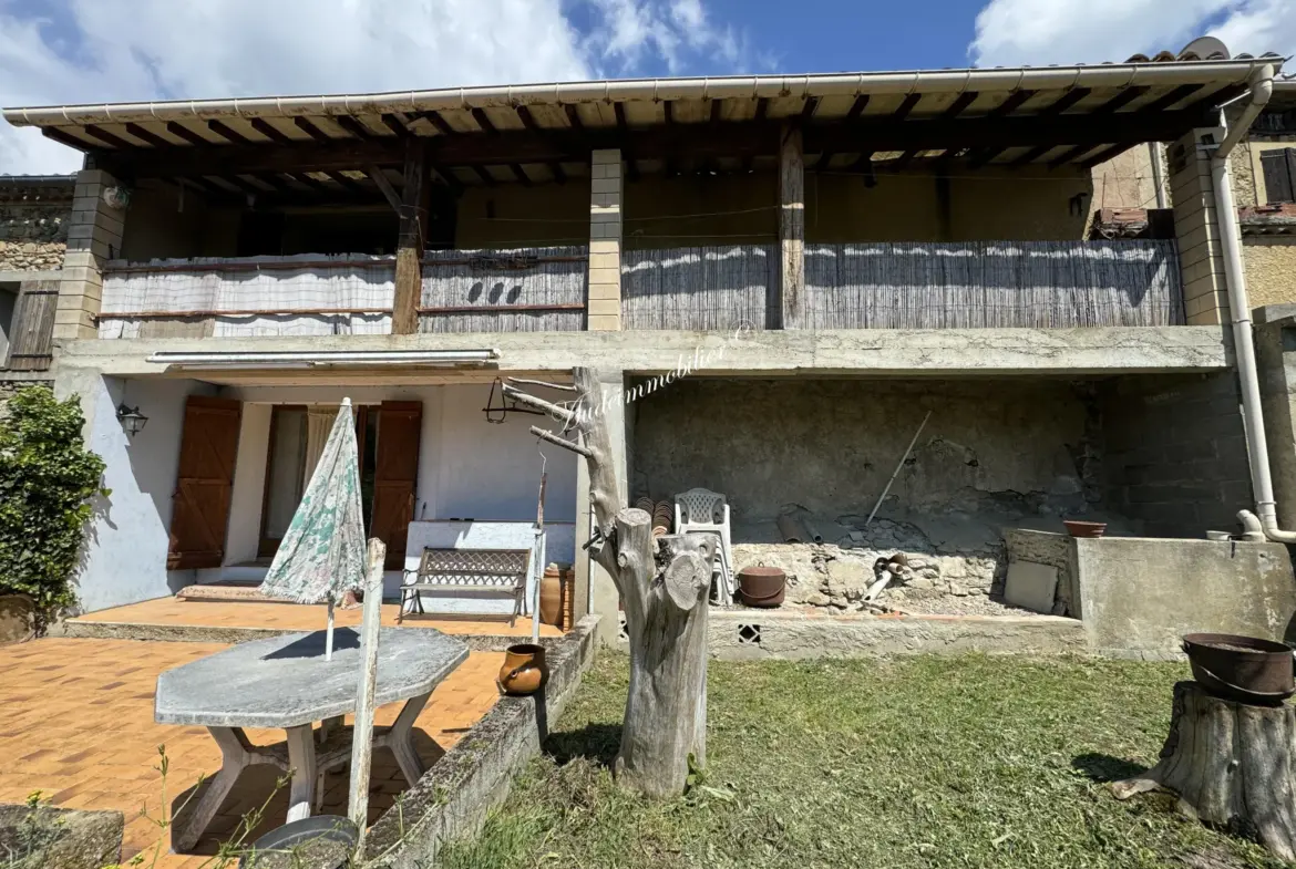 Maison de village avec jardin et étable à Mirepoix 