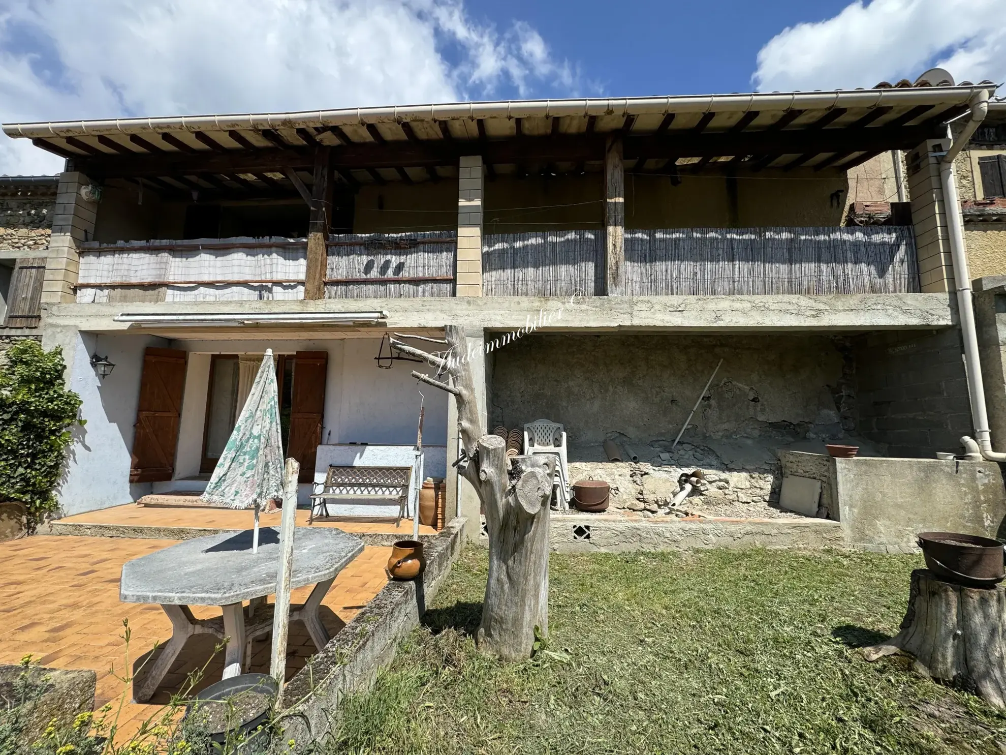 Maison de village avec jardin et étable à Mirepoix 