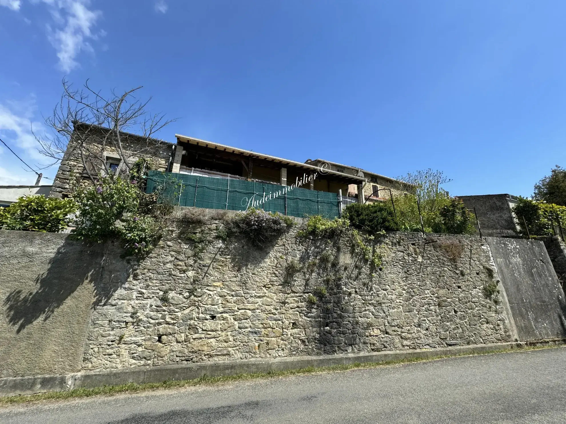 Maison de village avec jardin et étable à Mirepoix 